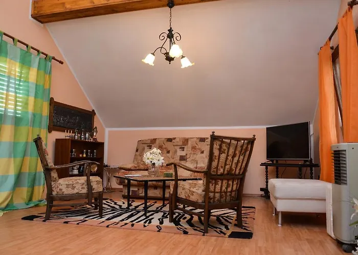 Morava Garden - Village Tourism 야고디나