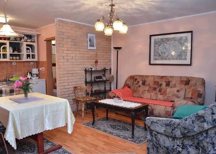 Morava Garden - Village Tourism 야고디나